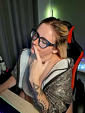 Charlies world online show from September 13, 2025, 7:24 pm