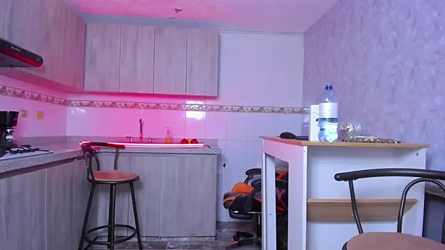 ZaiMoon  online show from January 18, 2026, 8:01 pm