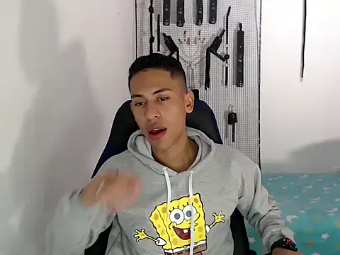 Snapshot of dylan_apol0 chatting on September 25, 2025, 5:00 am dylan apol0 online show from September 25, 2025, 5:00 am