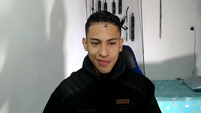 Snapshot of dylan_apol0 chatting on September 27, 2025, 4:39 am dylan apol0 online show from September 27, 2025, 4:39 am