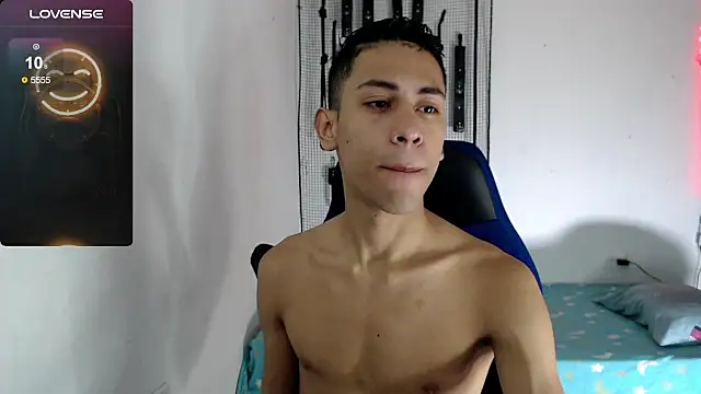 Snapshot of dylan_apol0 chatting on October 2, 2025, 5:25 am dylan apol0 online show from October 2, 2025, 5:25 am