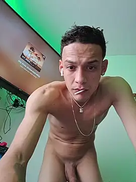 Snapshot of Ethanho0t chatting on November 29, 2025, 4:10 pm Ethanho0t online show from November 29, 2025, 4:10 pm