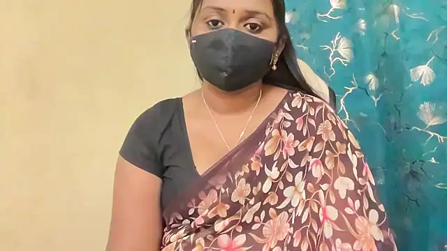 Pavani-Sexy online show from May 8, 2026, 6:46 pm