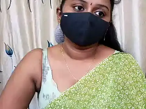 Pavani-Sexy online show from July 28, 2026, 3:57 am