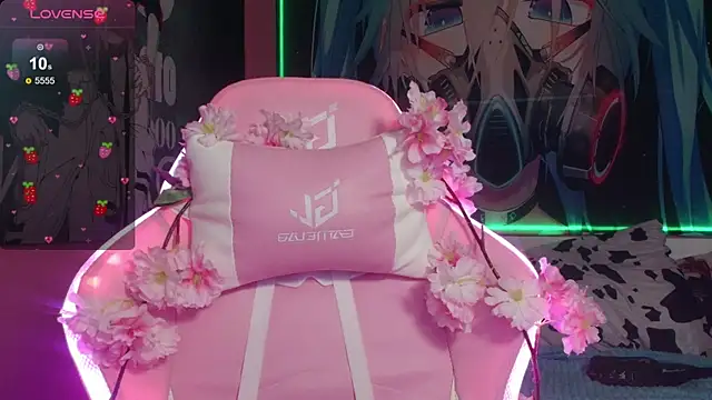 Snapshot of MilkMeSoftly chatting on September 9, 2025, 8:14 am MilkMeSoftly online show from September 9, 2025, 8:14 am