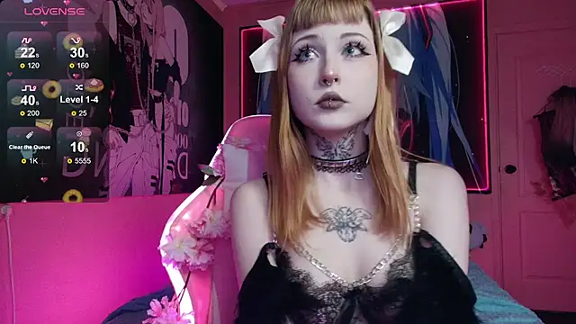 Snapshot of MilkMeSoftly chatting on October 9, 2025, 8:23 am MilkMeSoftly online show from October 9, 2025, 8:23 am