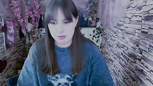 Amanda Bright  online show from September 20, 2025, 11:22 am