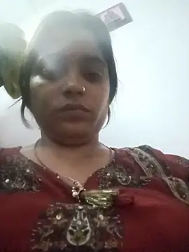 Snapshot of Trisha_71 chatting on May 15, 2026, 9:05 am Trisha 71 online show from May 15, 2026, 9:05 am