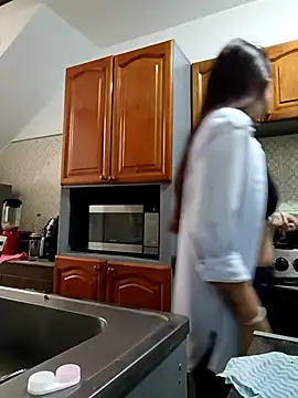 Demy Rhoades online show from March 5, 2026, 2:13 pm