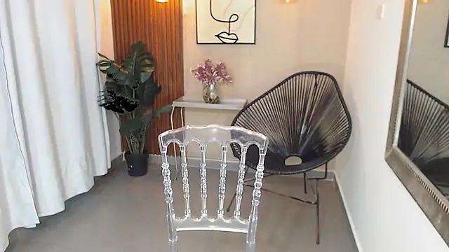 Lia Mar  online show from February 9, 2026, 6:12 pm