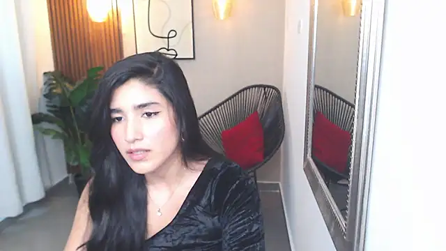 Snapshot of Lia_Mar_ chatting on April 24, 2026, 6:10 pm Lia Mar online show from April 24, 2026, 6:10 pm