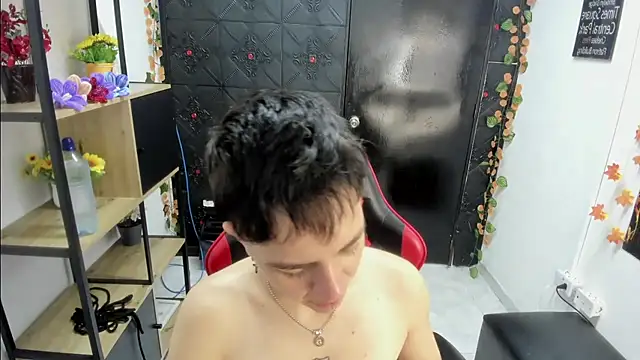 Snapshot of _Hannah_Hot chatting on March 4, 2026, 2:39 am Hannah Hot online show from March 4, 2026, 2:39 am