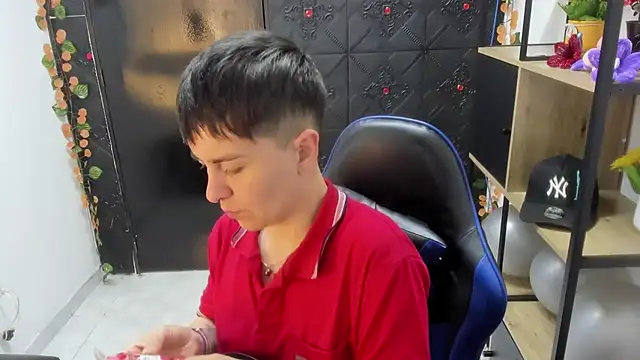 Snapshot of _Hannah_Hot chatting on March 29, 2026, 3:39 am Hannah Hot online show from March 29, 2026, 3:39 am