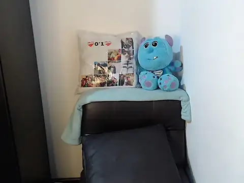 Stormyyy hot online show from November 15, 2025, 3:37 am