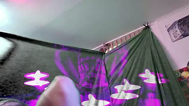 MasterDaddyCool online show from October 18, 2025, 5:21 am