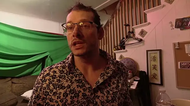 MasterDaddyCool online show from December 13, 2025, 7:53 pm