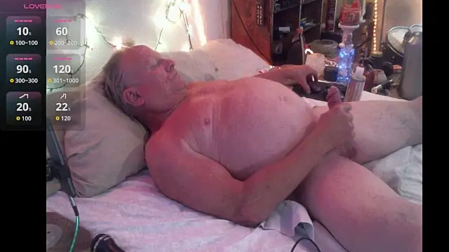 Pussyeat2please online show from March 12, 2026, 3:07 pm