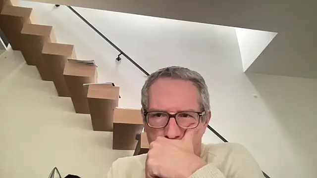 choupipat1 online show from February 18, 2026, 10:11 am