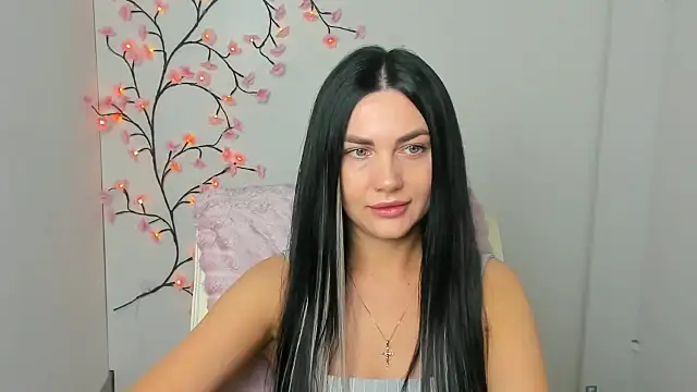 Lune Moon online show from March 20, 2026, 6:24 pm