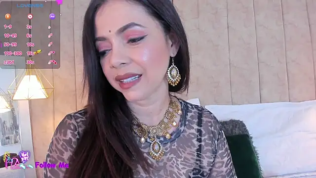 Snapshot of Anantaa_ chatting on May 25, 2026, 12:11 pm Anantaa online show from May 25, 2026, 12:11 pm