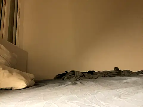 Snapshot of Lisa-5329 chatting on October 6, 2025, 6:27 pm Lisa-5329 online show from October 6, 2025, 6:27 pm