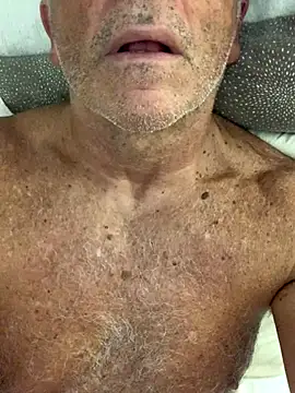 Snapshot of MARCO_NI chatting on October 3, 2025, 10:18 pm MARCO NI online show from October 3, 2025, 10:18 pm