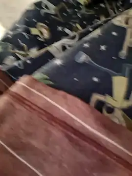 Snapshot of MeTazty294 chatting on October 3, 2025, 8:39 pm MeTazty294 online show from October 3, 2025, 8:39 pm