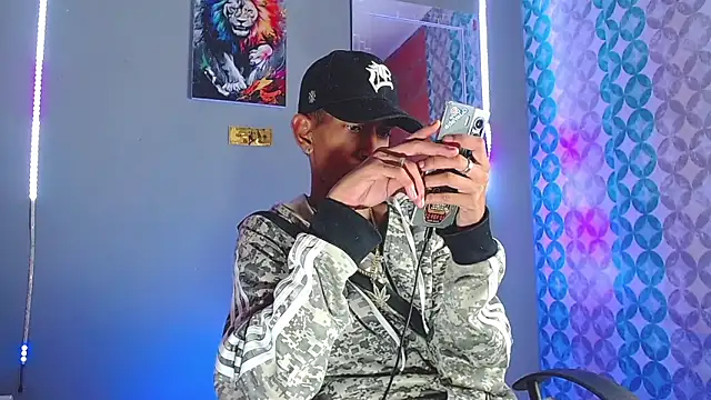 briamhoconor xh online show from April 1, 2026, 4:13 am