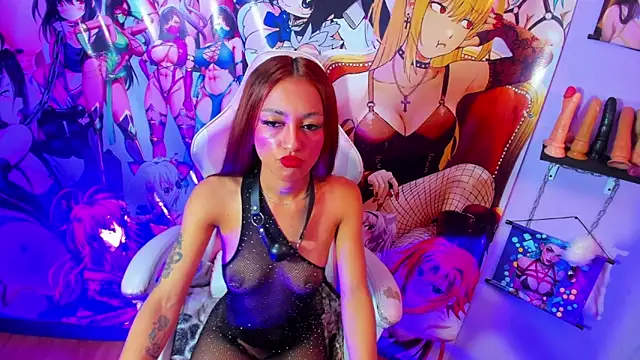 Snapshot of Kylie_Moan chatting on November 26, 2025, 10:55 pm Kylie Moan online show from November 26, 2025, 10:55 pm