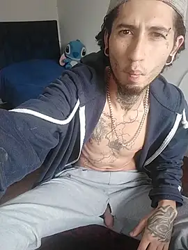 Tattoboy19cm online show from February 24, 2026, 3:32 pm