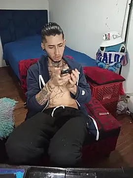 Tattoboy19cm online show from March 12, 2026, 10:49 pm