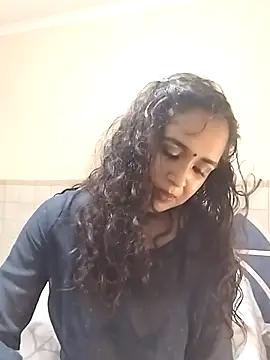 cute indianxo online show from February 12, 2026, 6:25 pm