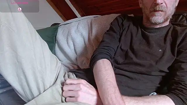 Snapshot of Vrenico-SC chatting on July 19, 2026, 10:52 am Vrenico-SC online show from July 19, 2026, 10:52 am