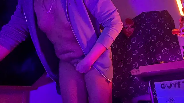 Snapshot of DjDiCKmannOnE chatting on February 3, 2026, 2:53 am DjDiCKmannOnE online show from February 3, 2026, 2:53 am