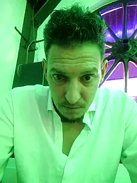 Snapshot of ARTANIS20 chatting on September 19, 2025, 6:19 pm ARTANIS20 online show from September 19, 2025, 6:19 pm