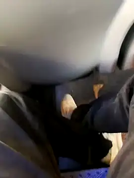 Snapshot of ARTANIS20 chatting on September 25, 2025, 1:37 pm ARTANIS20 online show from September 25, 2025, 1:37 pm