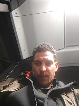 Snapshot of ARTANIS20 chatting on October 10, 2025, 10:53 pm ARTANIS20 online show from October 10, 2025, 10:53 pm