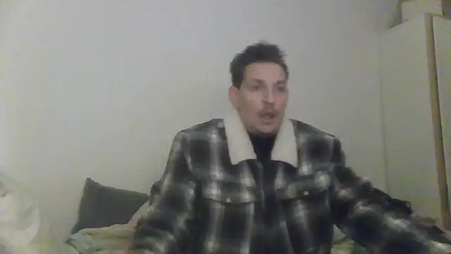 ARTANIS20 online show from April 11, 2026, 3:33 am