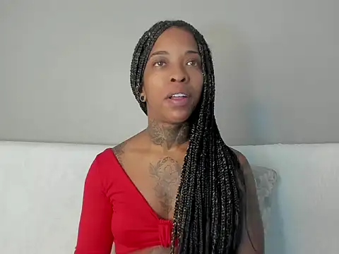 Pauline Fox online show from September 25, 2025, 2:37 am