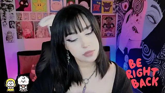 Yuhwan  online show from February 4, 2026, 10:04 pm