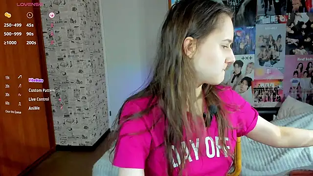 LucyRose3 online show from October 21, 2025, 6:14 am