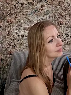 VChelsiV online show from September 10, 2025, 6:41 pm