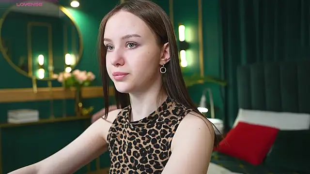 MarySparkle online show from April 14, 2026, 4:29 am