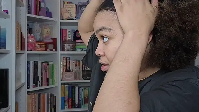 zahrabliss online show from October 23, 2025, 12:43 am