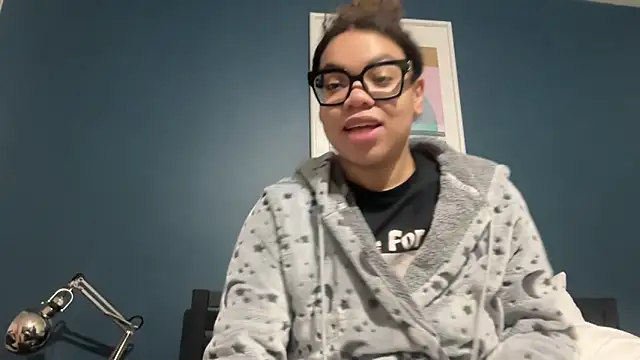 zahrabliss online show from December 17, 2025, 6:52 am