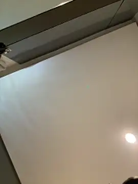 tarantan1993 online show from April 1, 2026, 9:23 pm