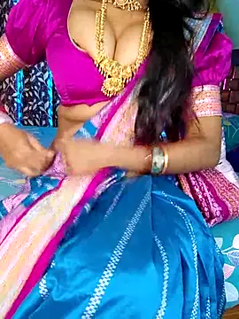 Snapshot of Ur_Lishaa chatting on April 25, 2026, 5:43 pm Ur Lishaa online show from April 25, 2026, 5:43 pm