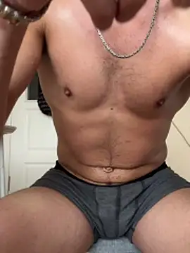 Snapshot of LUKADDES chatting on February 3, 2026, 12:43 pm LUKADDES online show from February 3, 2026, 12:43 pm