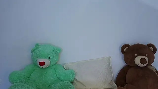 Snapshot of Penelophe01 chatting on May 31, 2026, 2:09 am Penelophe01 online show from May 31, 2026, 2:09 am