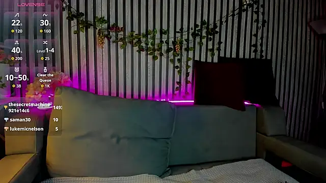 Snapshot of Casey_Sweeet chatting on February 3, 2026, 6:22 am Casey Sweeet online show from February 3, 2026, 6:22 am